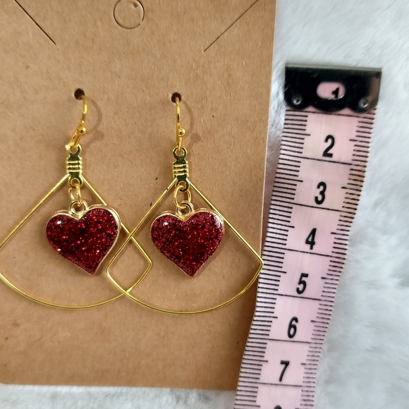 Elegant Gold Pearl Earrings - Picture 4 of 8